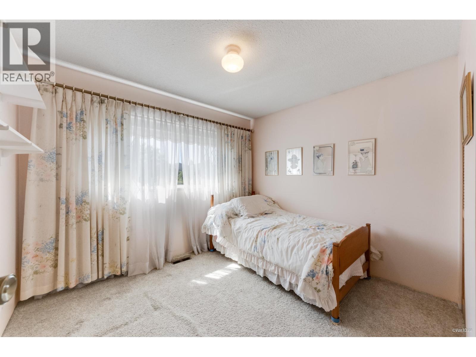 Photo 19 of 3445 E 24th Avenue, Vancouver BC