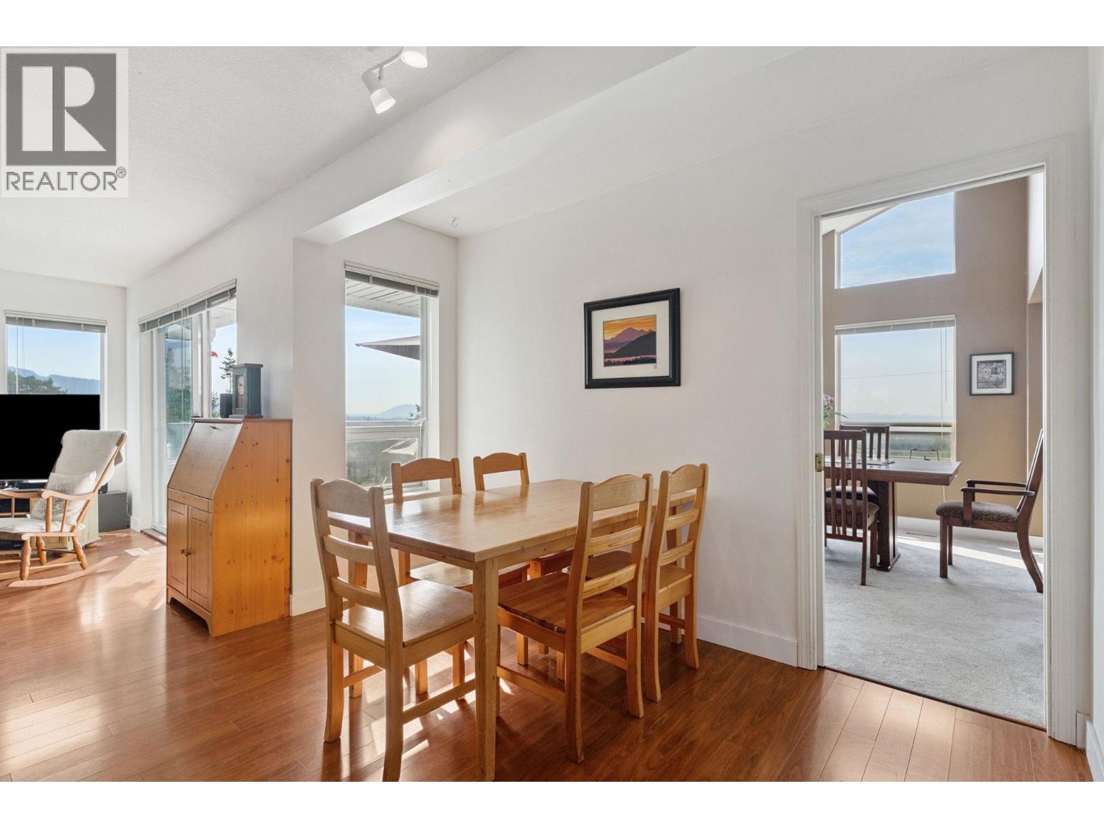 Photo 18 of 1084 Chamberlain Drive, North Vancouver BC