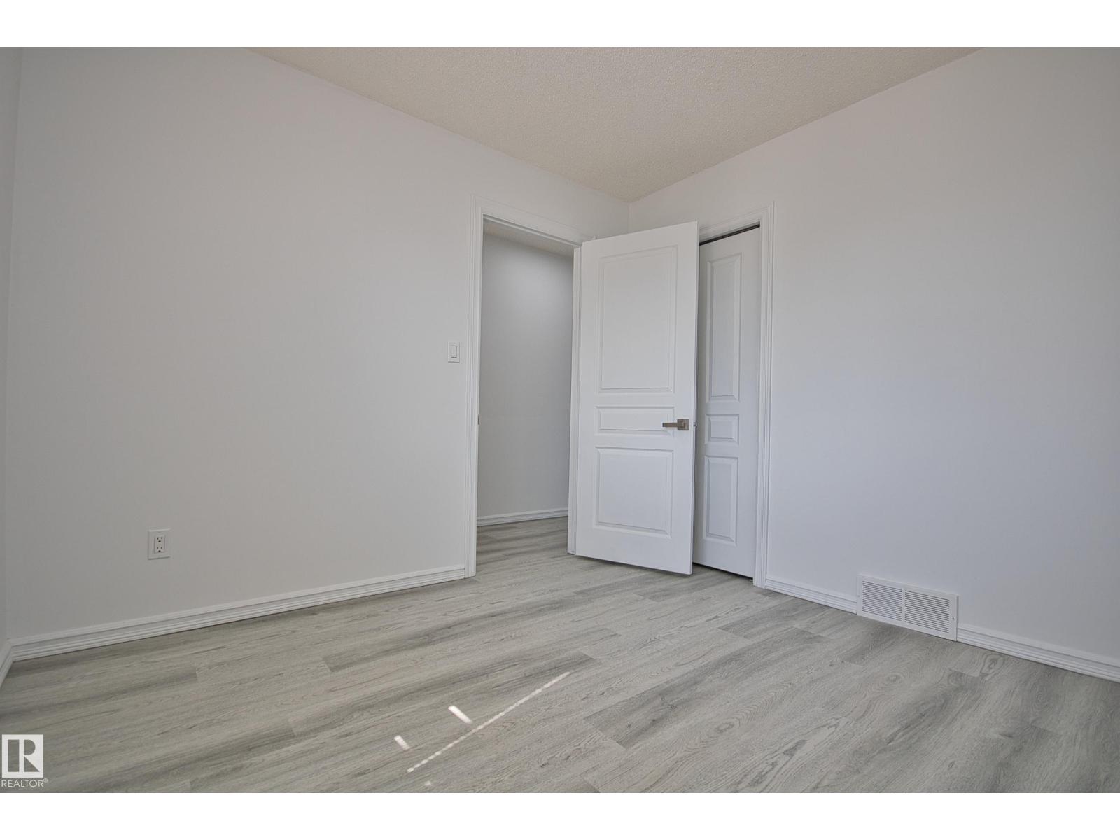 Photo 31 of 3327 Mcphadden Cl Sw, Edmonton AB