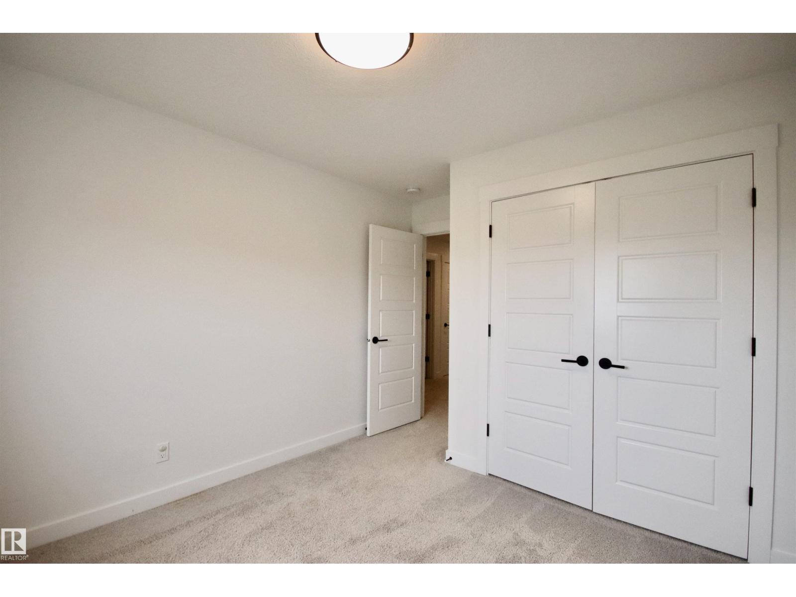 Photo 18 of 9981 205 A St Nw, Edmonton AB