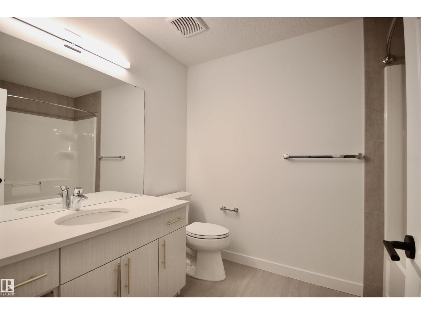 Photo 19 of 9981 205 A St Nw, Edmonton AB