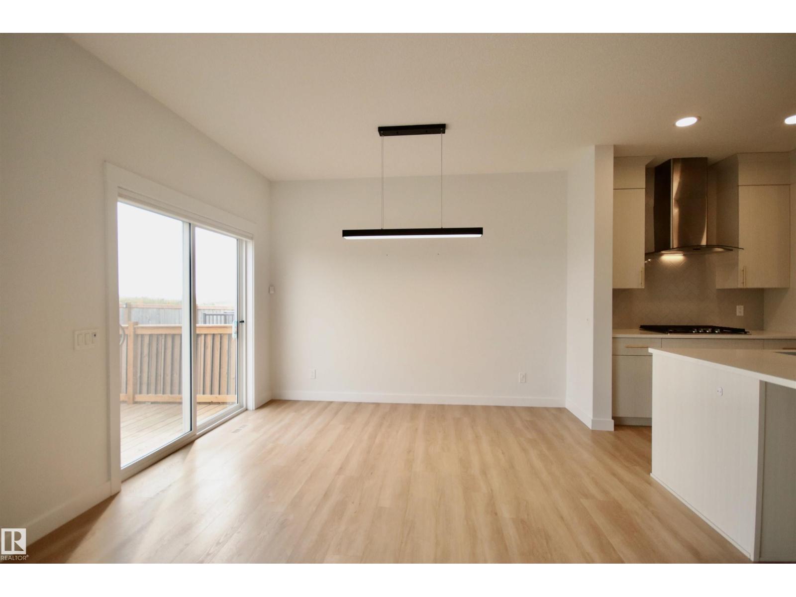 Photo 6 of 9981 205 A St Nw, Edmonton AB