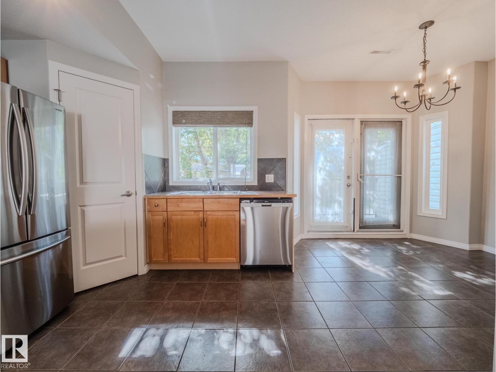 Photo 12 of 9767 93 St Nw, Edmonton AB