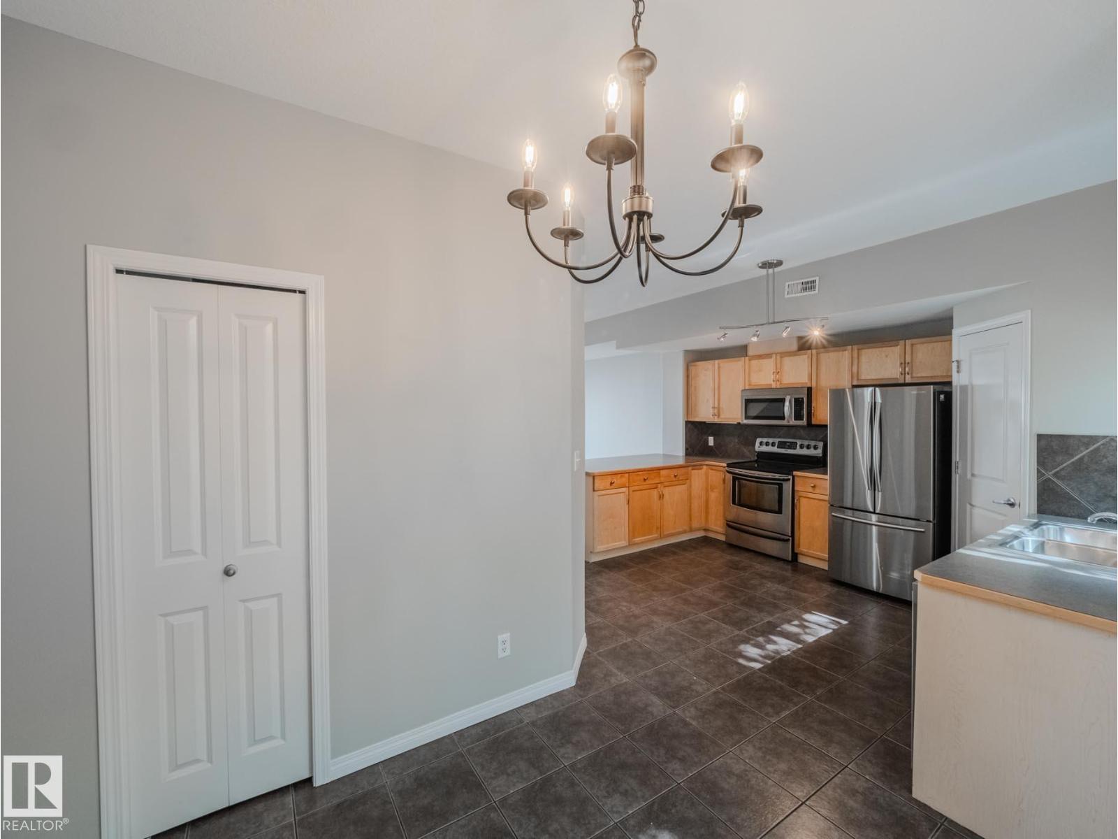 Photo 19 of 9767 93 St Nw, Edmonton AB