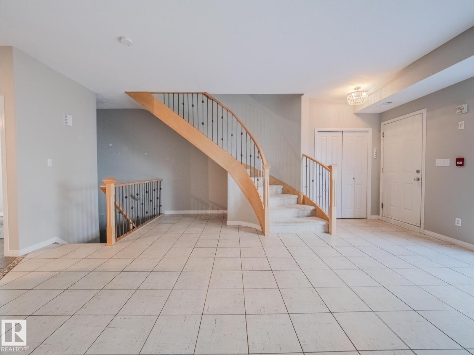 Photo 23 of 9767 93 St Nw, Edmonton AB