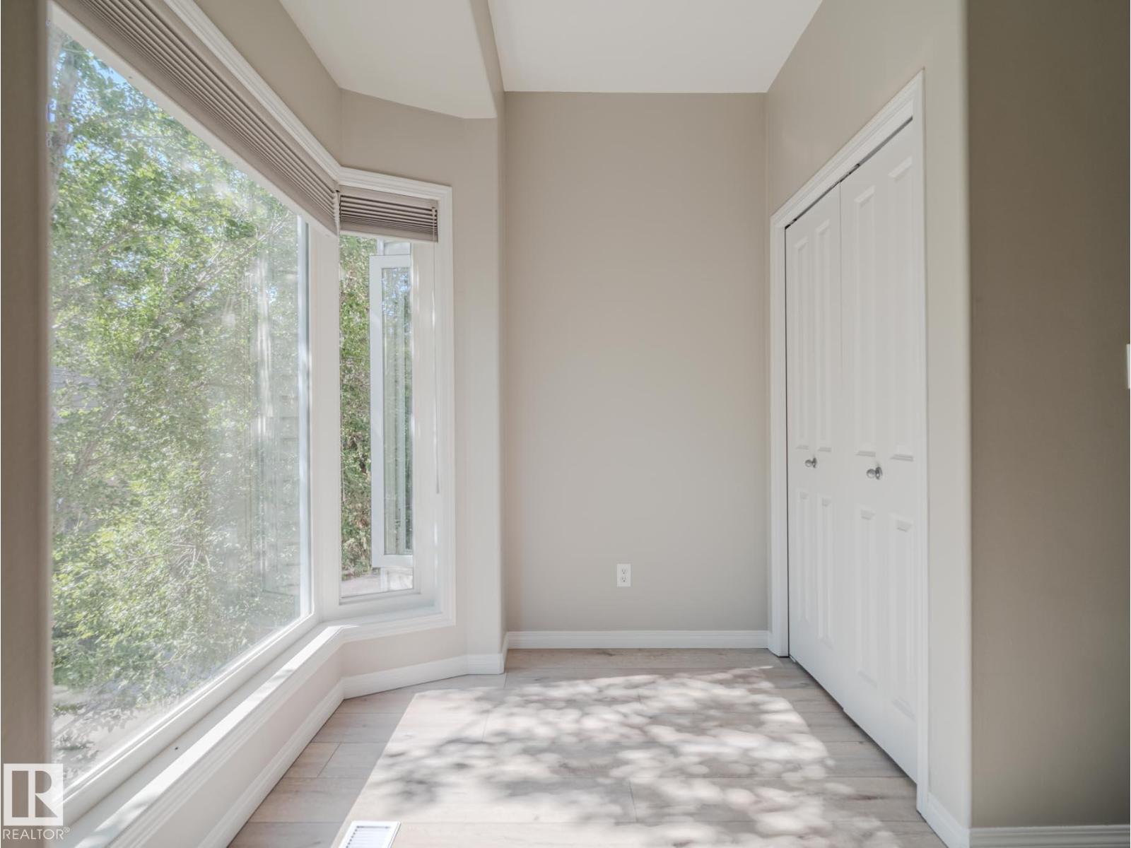 Photo 35 of 9767 93 St Nw, Edmonton AB