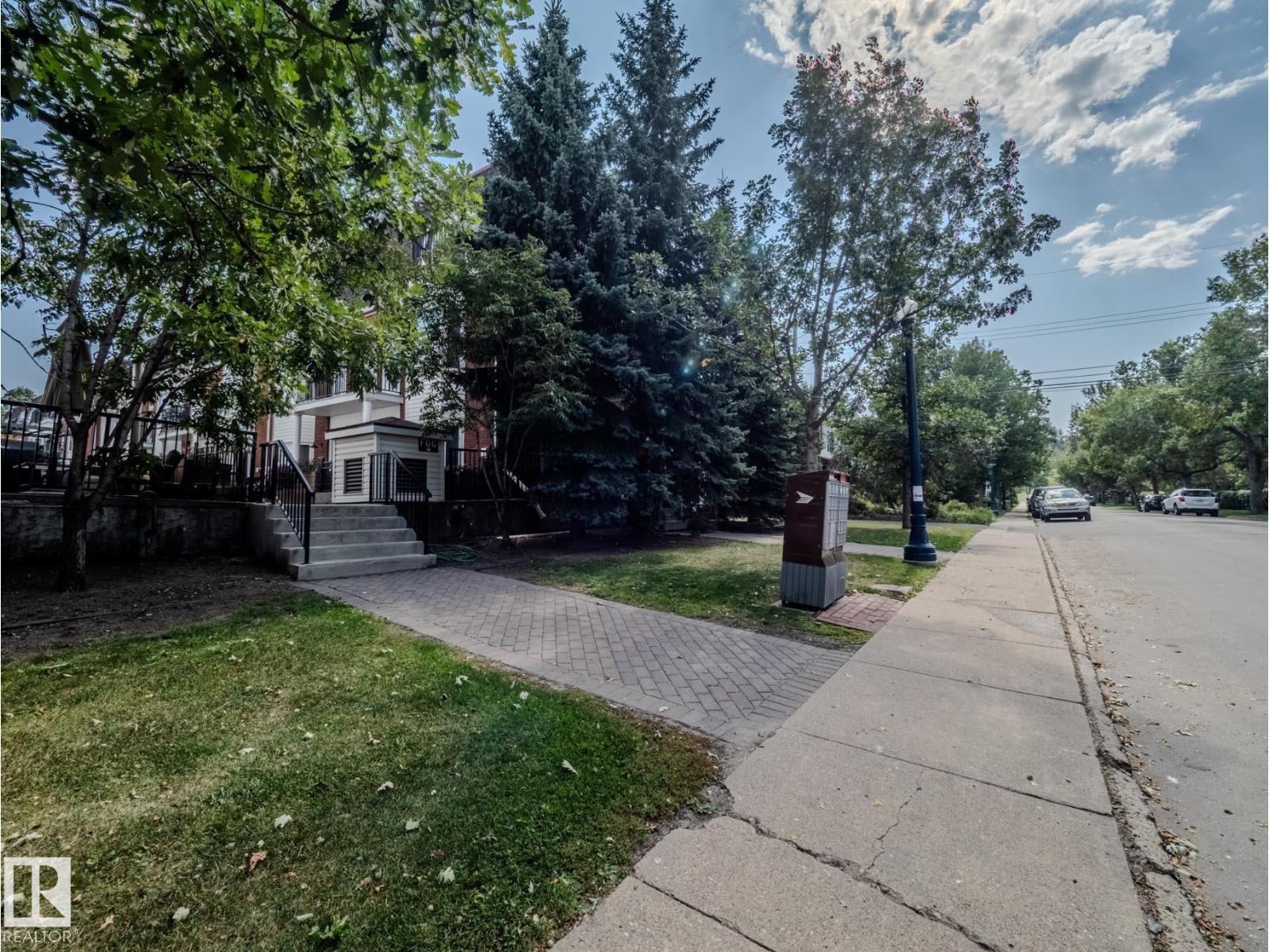 Photo 69 of 9767 93 St Nw, Edmonton AB