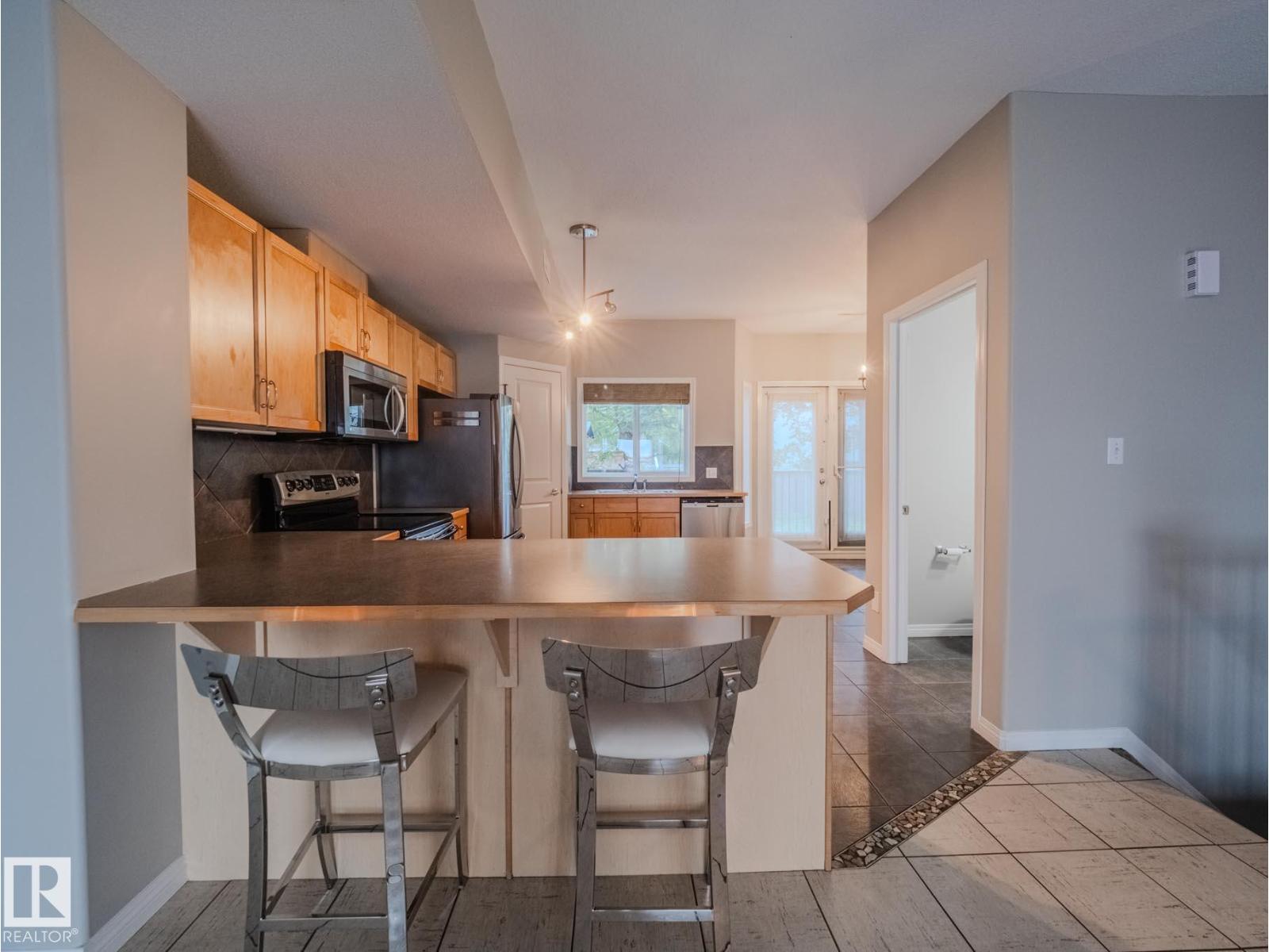 Photo 9 of 9767 93 St Nw, Edmonton AB