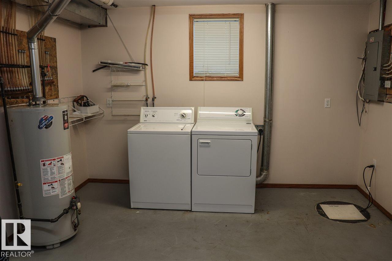Photo 27 of 9607 73 Av Nw, Edmonton AB