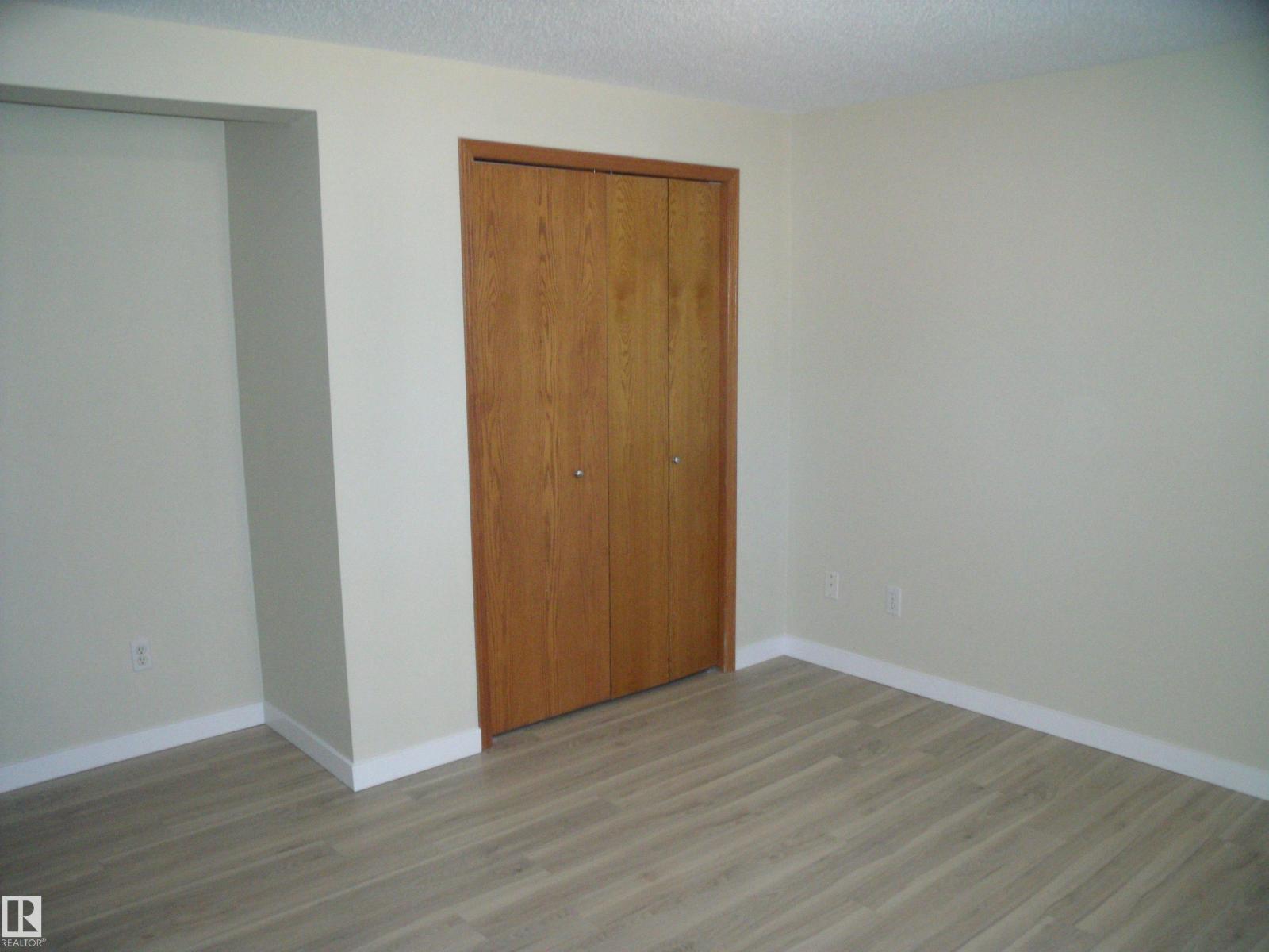 Photo 36 of 9607 73 Av Nw, Edmonton AB