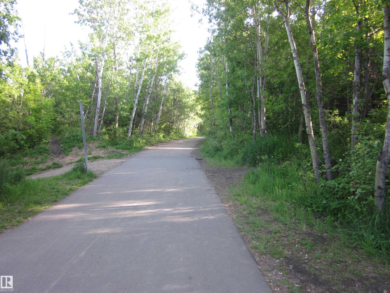 Photo 47 of 9607 73 Av Nw, Edmonton AB