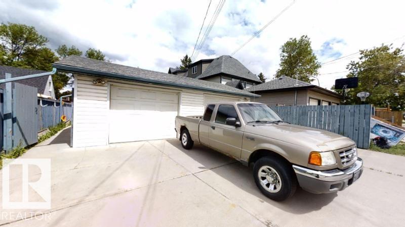 Photo 54 of 9607 73 Av Nw, Edmonton AB