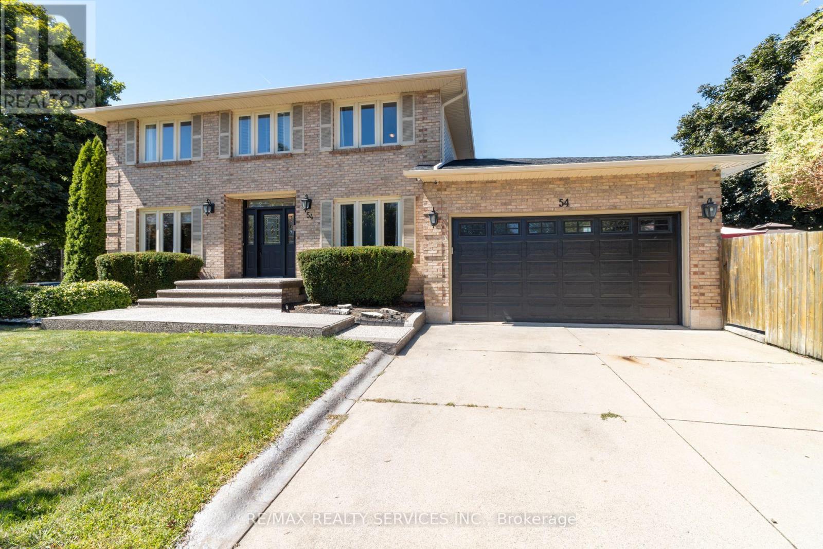 Photo 2 of 54 Audubon Street N, Hamilton ON