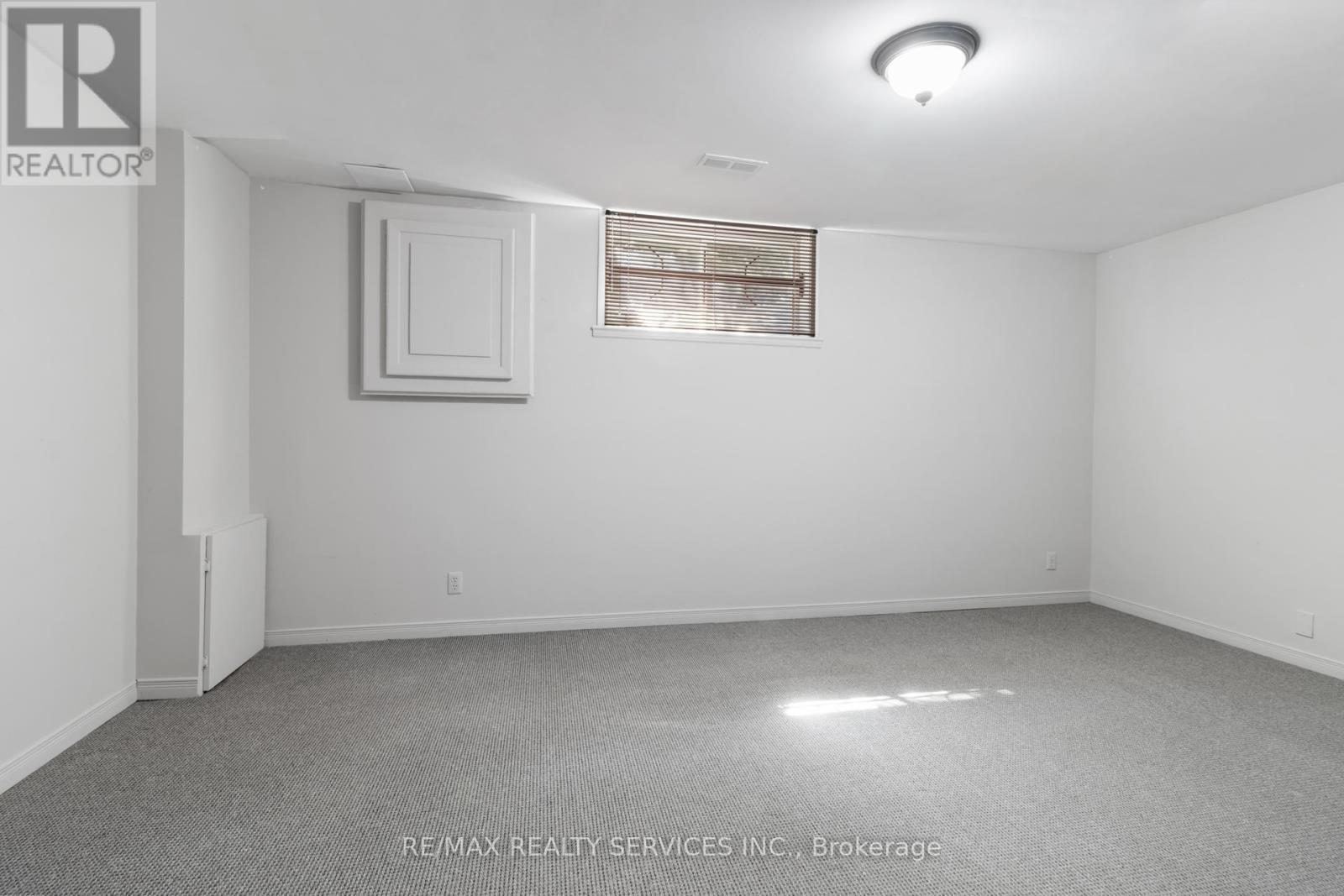Photo 40 of 54 Audubon Street N, Hamilton ON