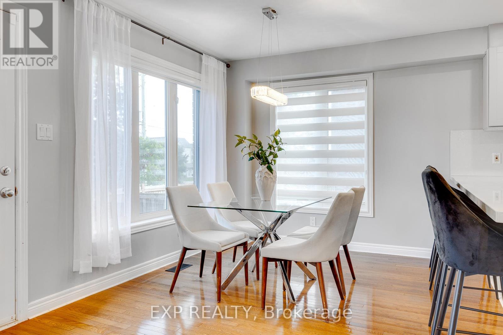 Photo 11 of 44 Pentland Road, Hamilton ON