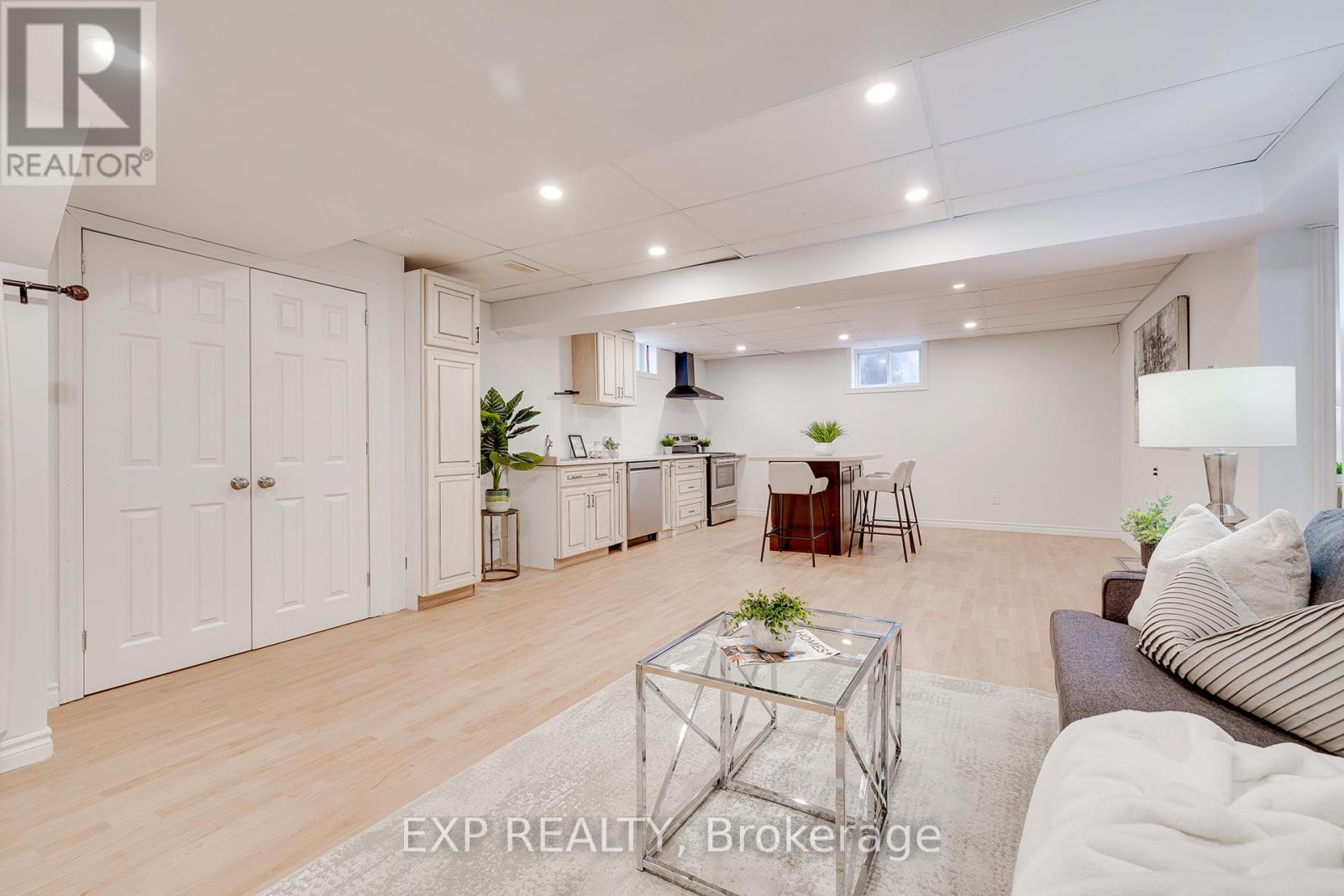 Photo 28 of 44 Pentland Road, Hamilton ON