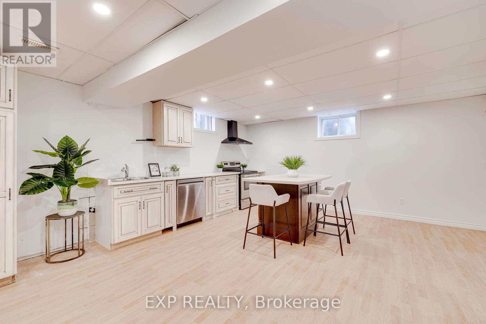 Photo 29 of 44 Pentland Road, Hamilton ON