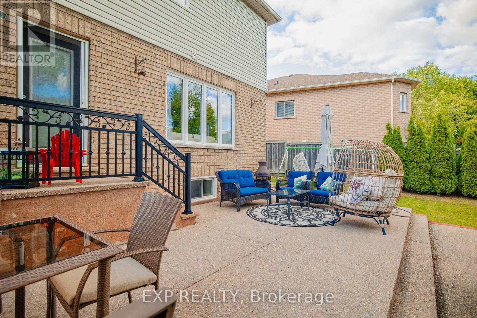 Photo 38 of 44 Pentland Road, Hamilton ON