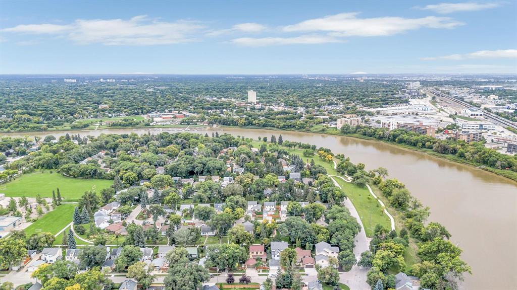 Photo 38 of 15 Balsam Place, Winnipeg MB