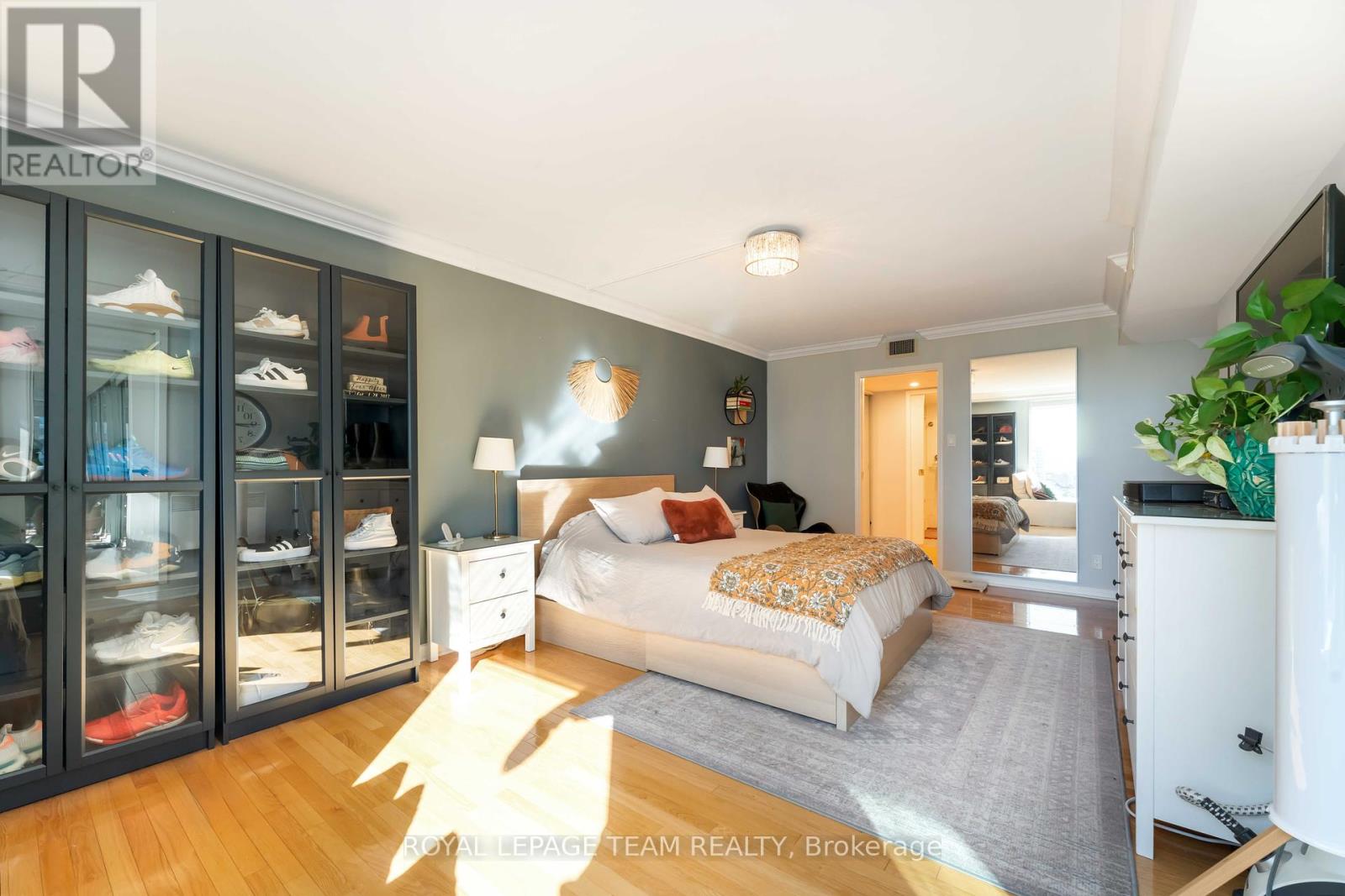 Photo 23 of 1806 160 George Street, Ottawa ON