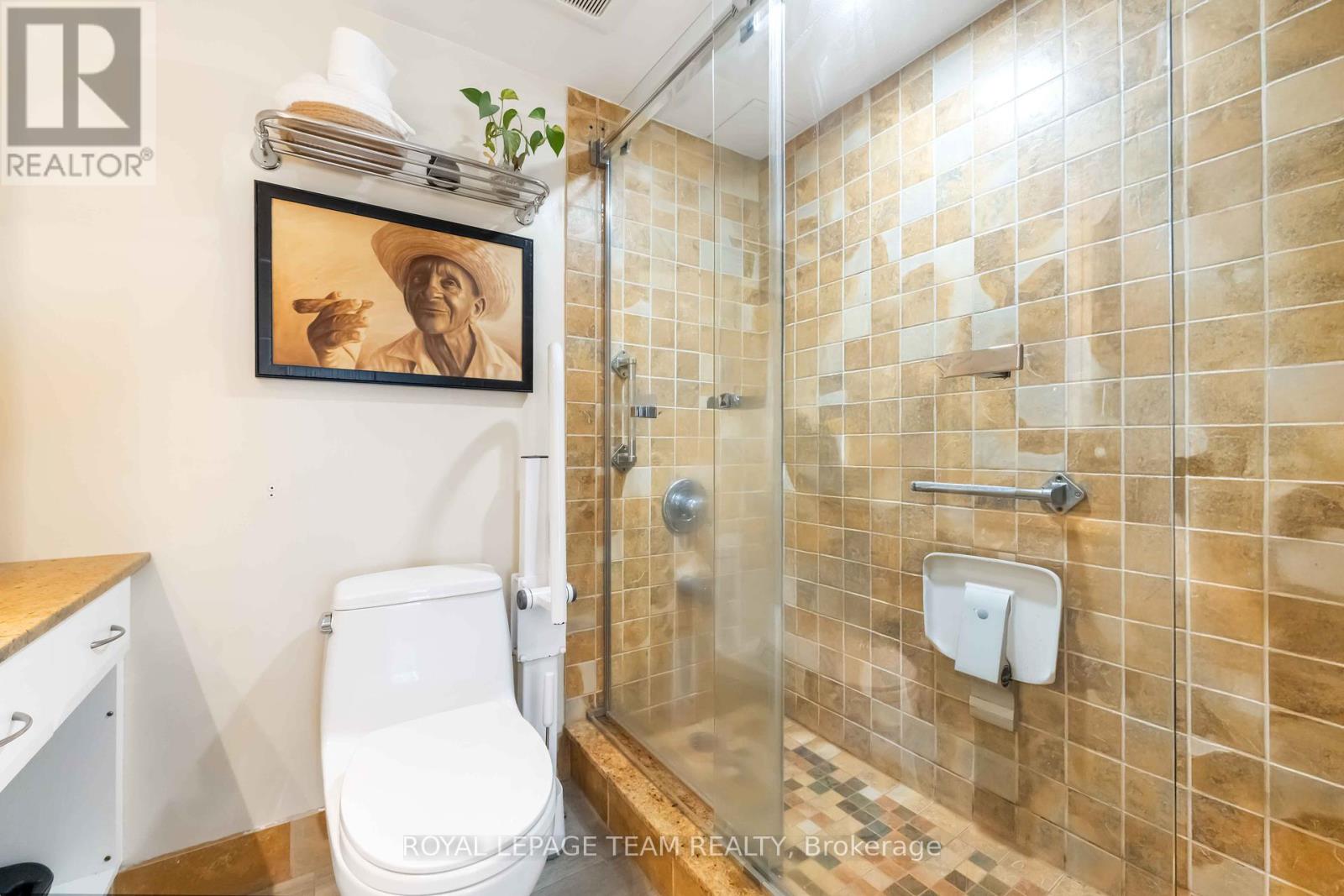 Photo 21 of 1806 160 George Street, Ottawa ON