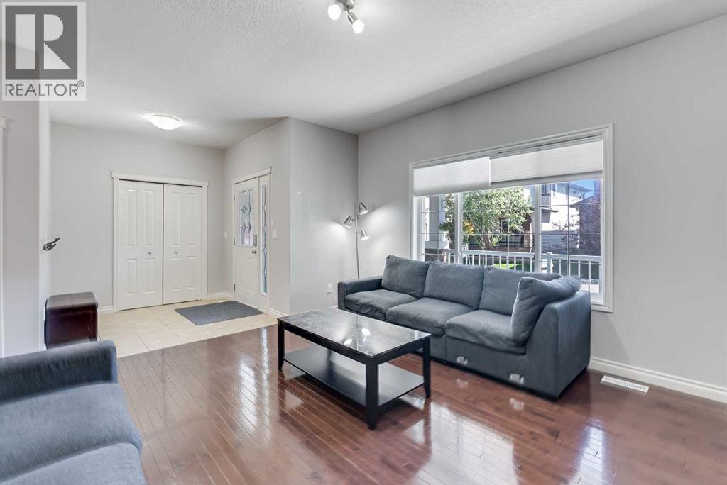 Photo 10 of 178 Baywater Rise Sw, Airdrie AB