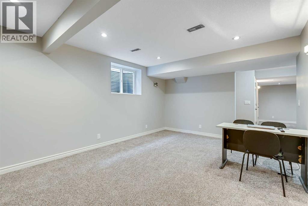 Photo 40 of 178 Baywater Rise Sw, Airdrie AB