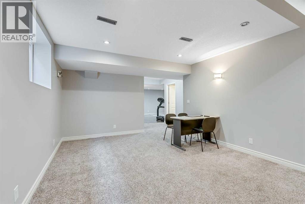 Photo 39 of 178 Baywater Rise Sw, Airdrie AB
