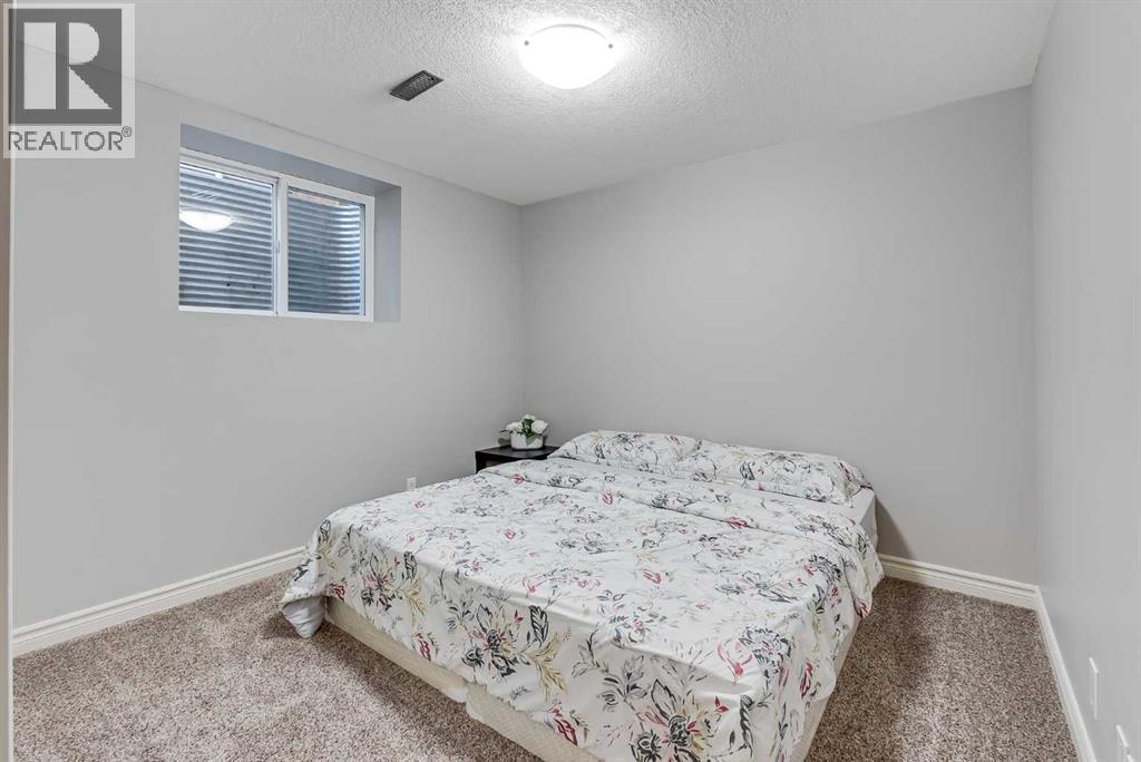Photo 41 of 178 Baywater Rise Sw, Airdrie AB