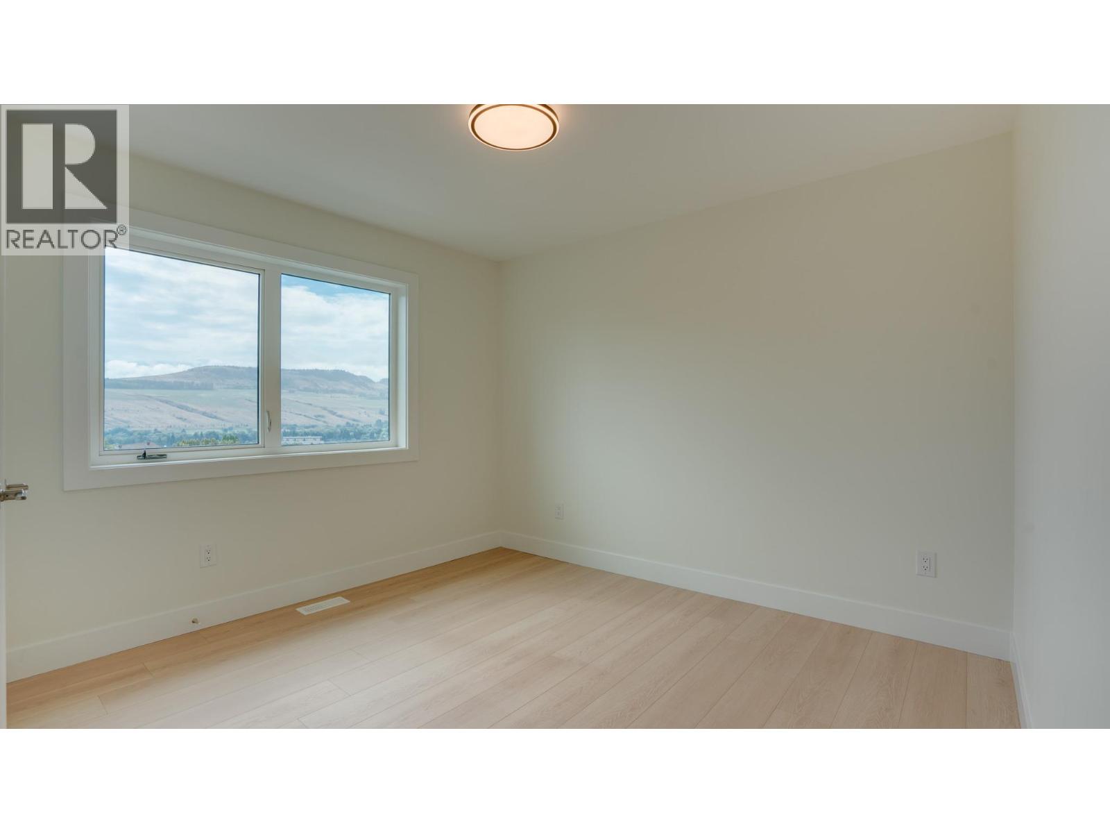 5705 Heritage Drive Unit# 5, Vernon