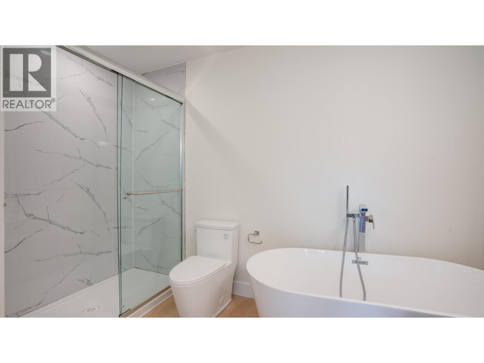 5705 Heritage Drive Unit# 5, Vernon