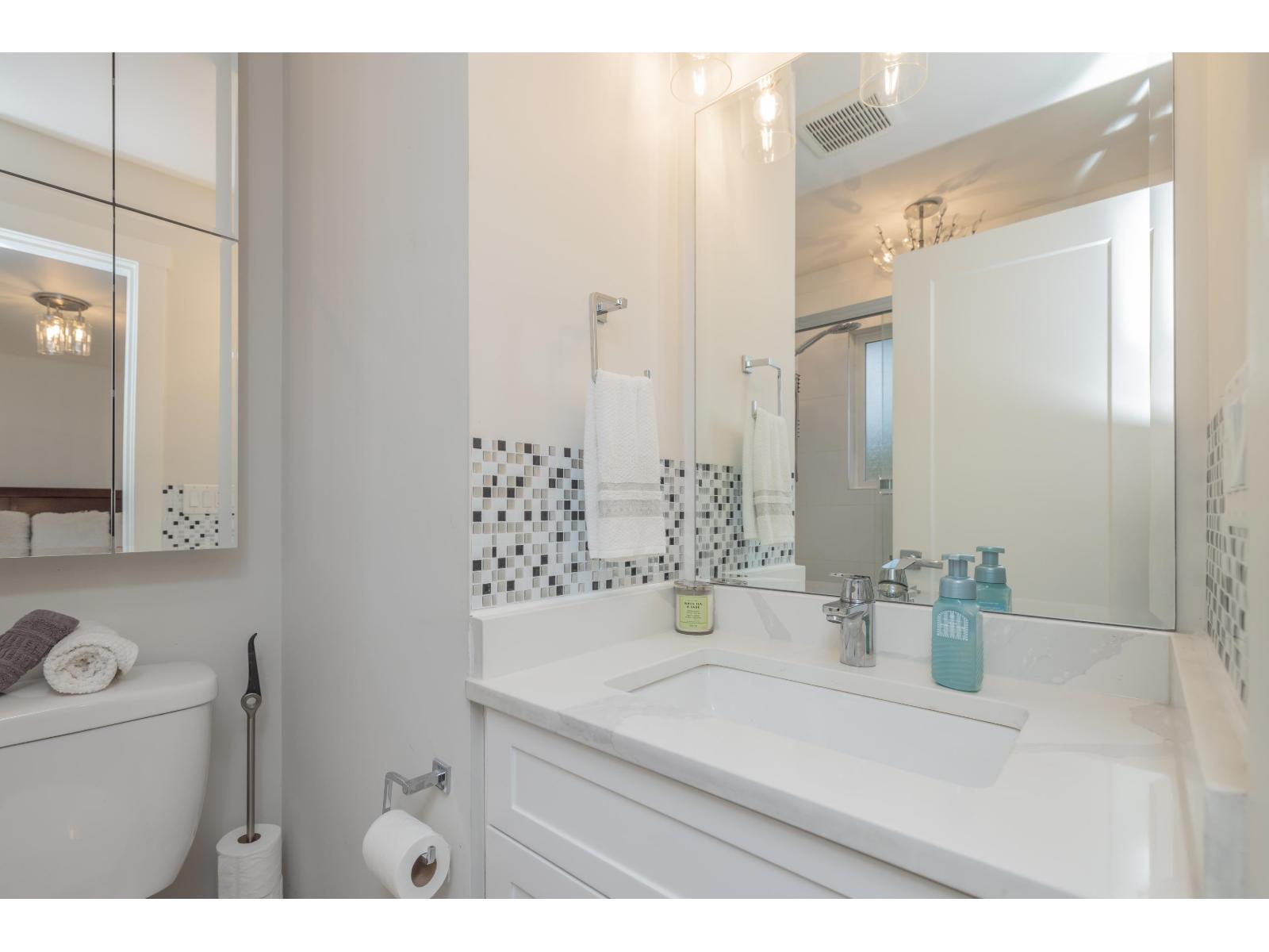 Photo 17 of 32073 Westview Avenue, Mission BC