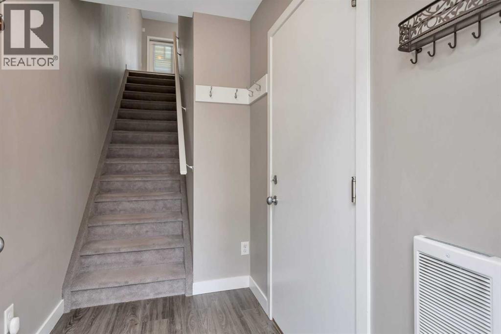 Photo 3 of 602 125 Caribou Crescent, Red Deer AB