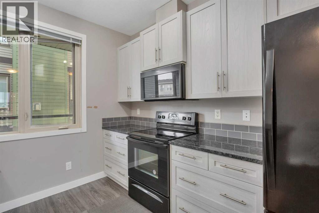 Photo 10 of 602 125 Caribou Crescent, Red Deer AB