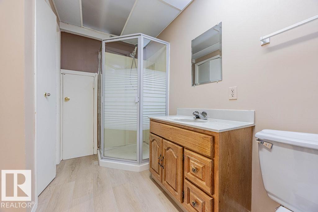 Photo 33 of 10411 21 Av Nw, Edmonton AB