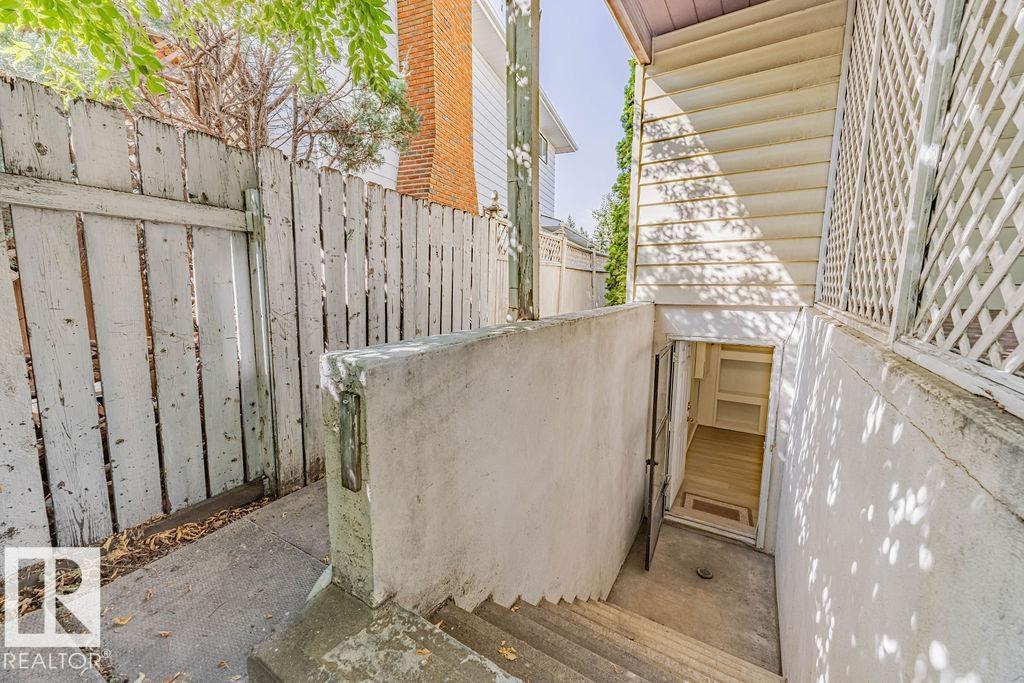 Photo 36 of 10411 21 Av Nw, Edmonton AB