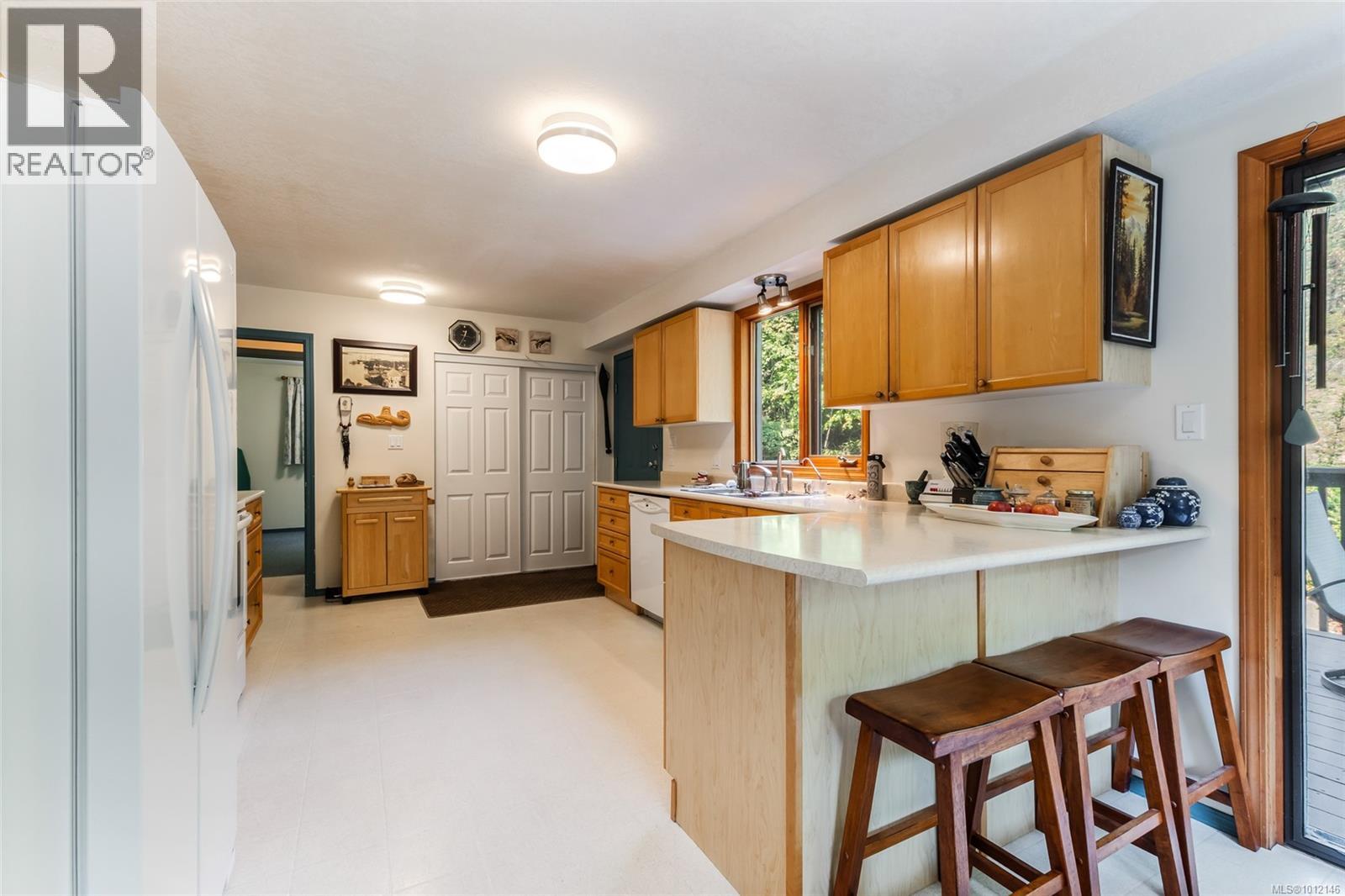 Photo 8 of 4961 Aho Rd, Ladysmith BC