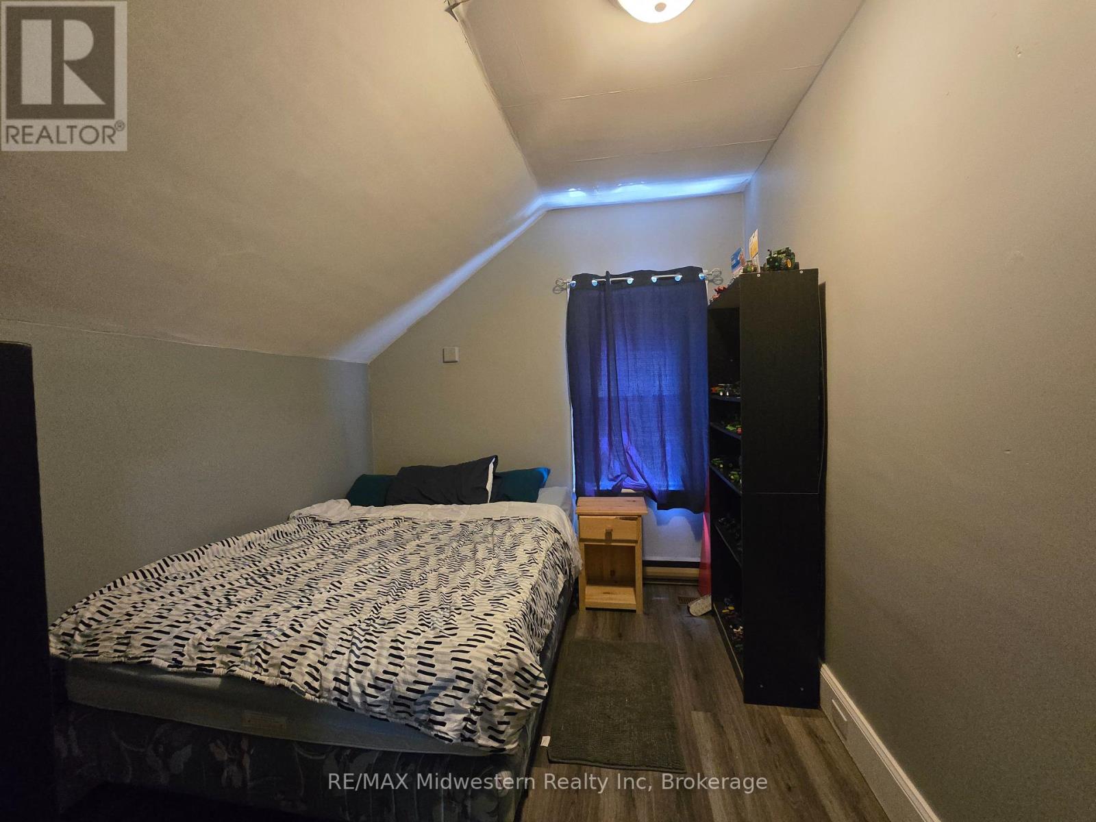 Photo 10 of 2081 John Street E, Howick ON