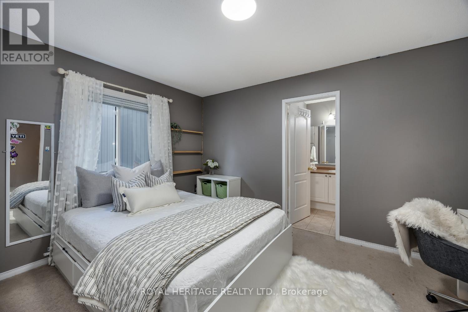 Photo 14 of 1545 Arborwood Drive, Oshawa ON