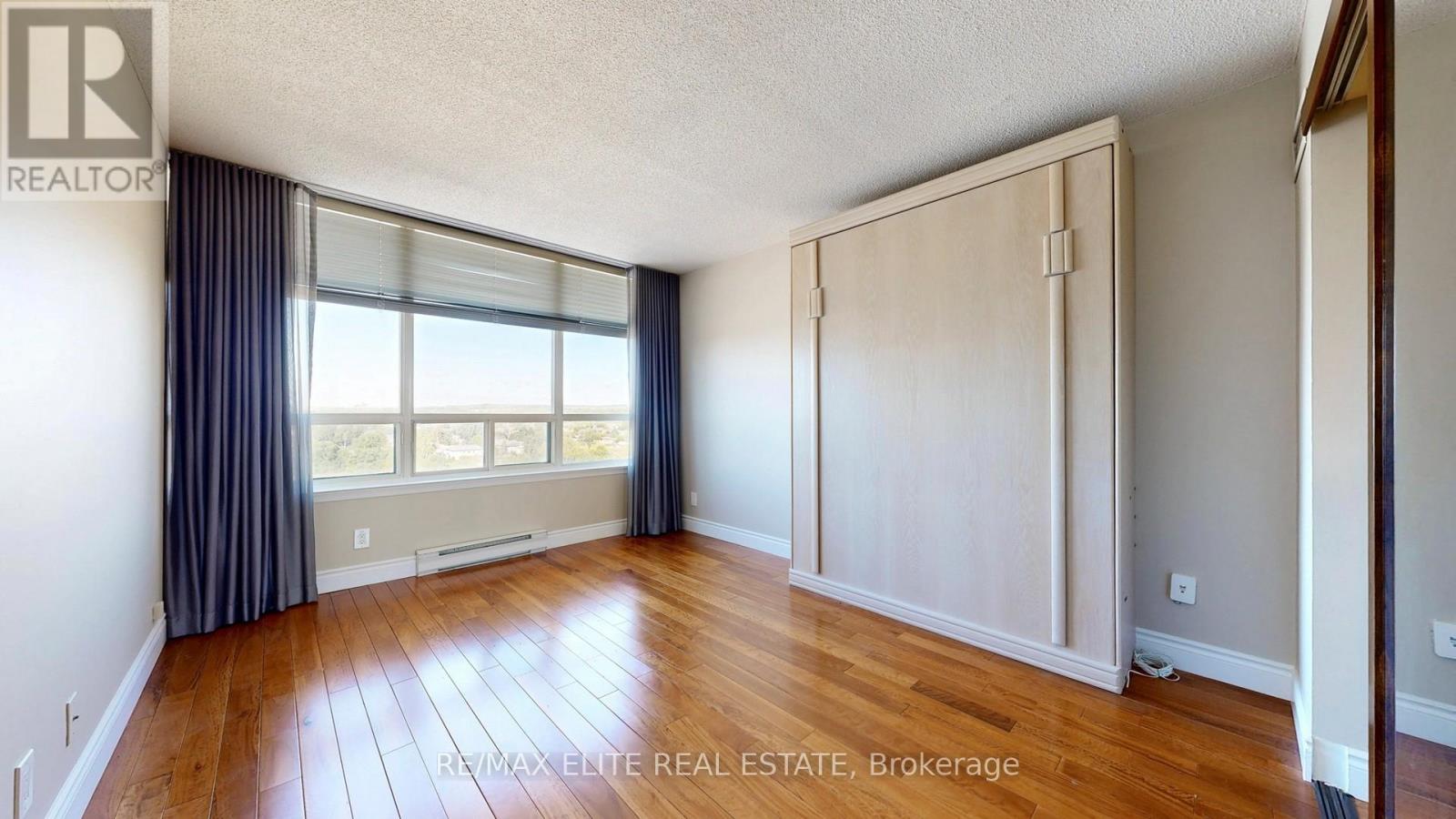 Photo 28 of 1409 22 Clarissa Drive, Richmond Hill ON