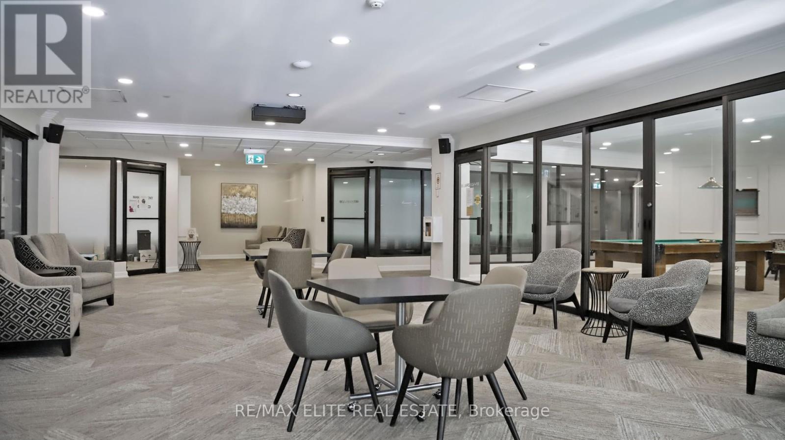 Photo 5 of 1409 22 Clarissa Drive, Richmond Hill ON
