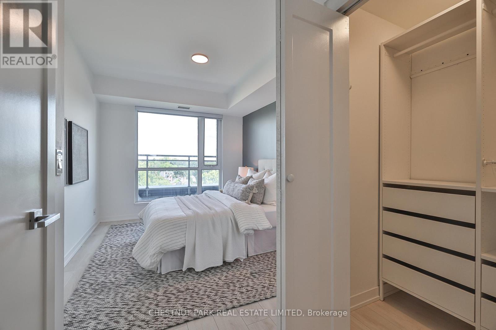 Photo 24 of 704 223 St Clair Avenue W, Toronto ON