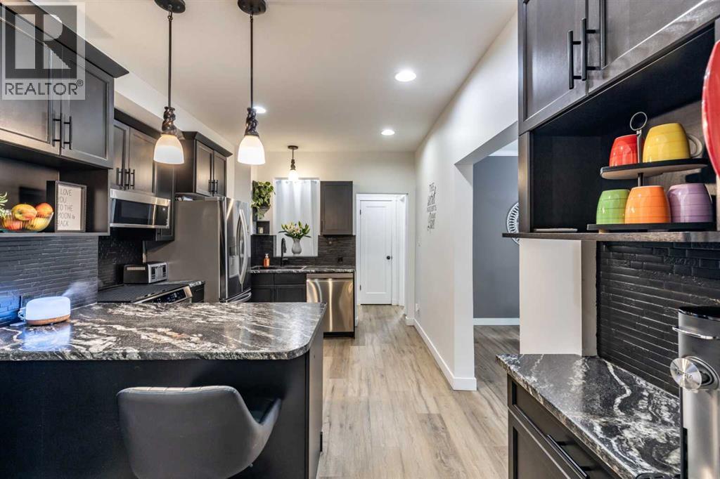 Photo 14 of 60 9 Street Sw, Medicine Hat AB