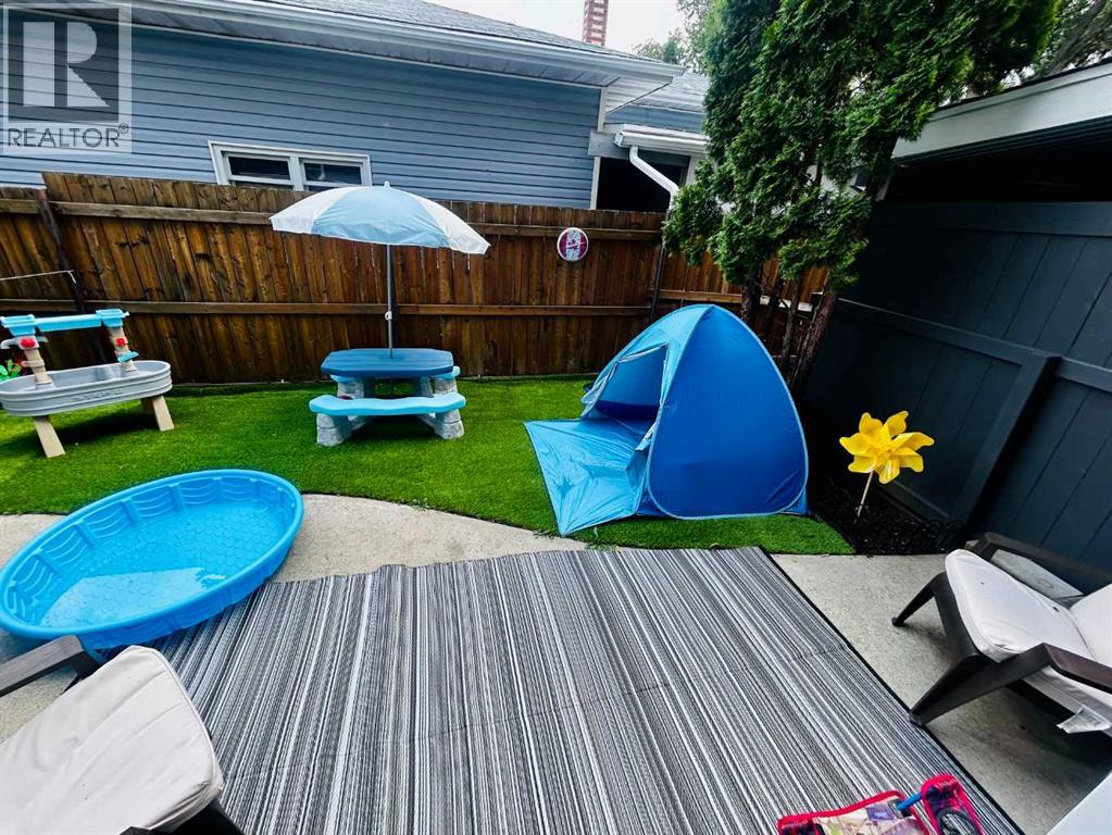 Photo 35 of 60 9 Street Sw, Medicine Hat AB
