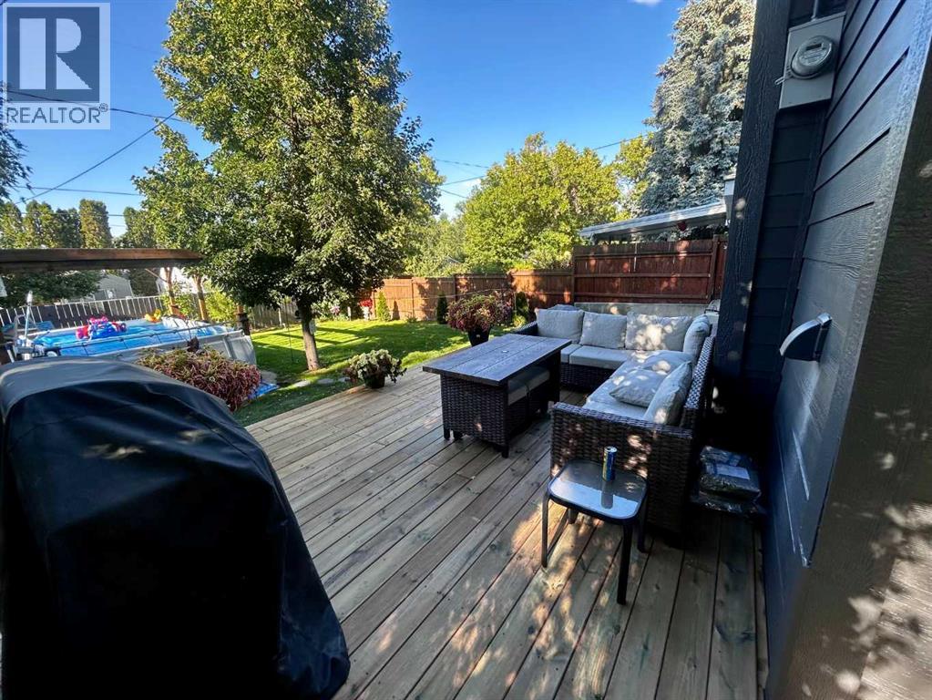 Photo 41 of 60 9 Street Sw, Medicine Hat AB