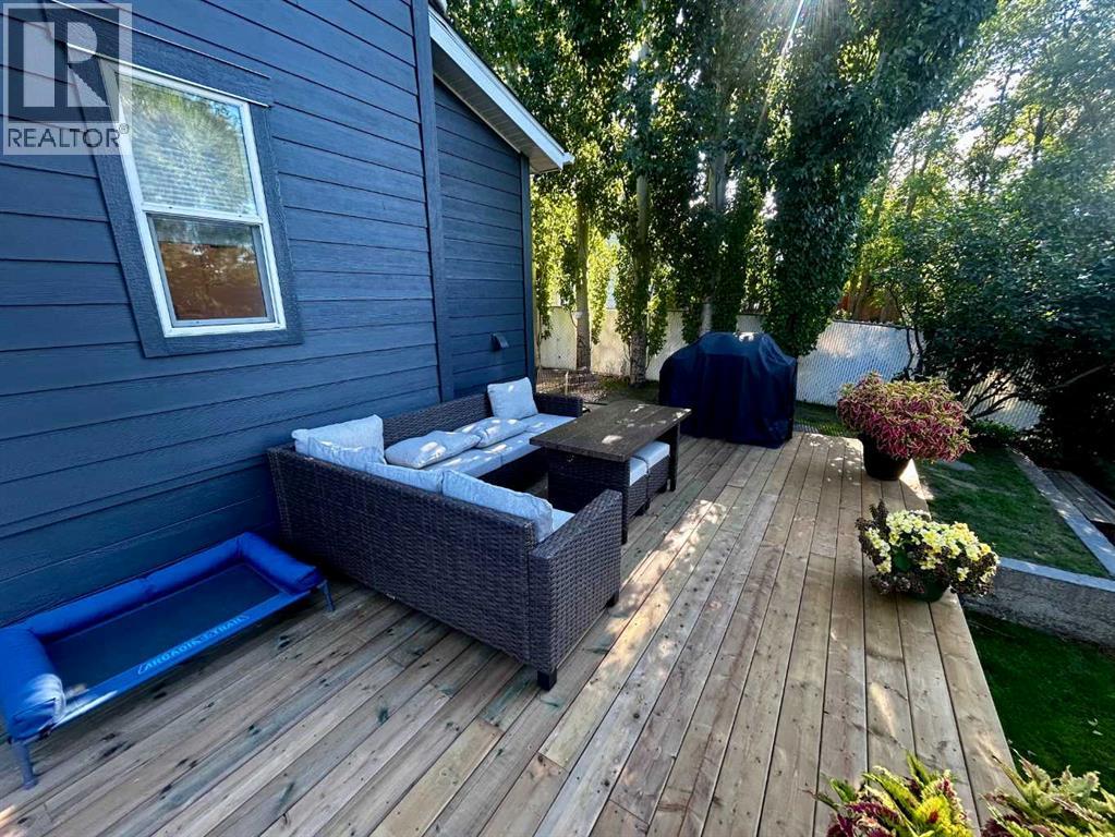 Photo 44 of 60 9 Street Sw, Medicine Hat AB
