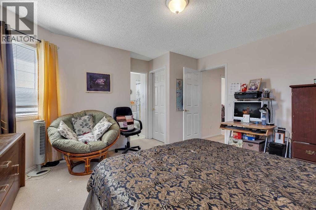 Photo 13 of 31 Tarington Way Ne, Calgary AB