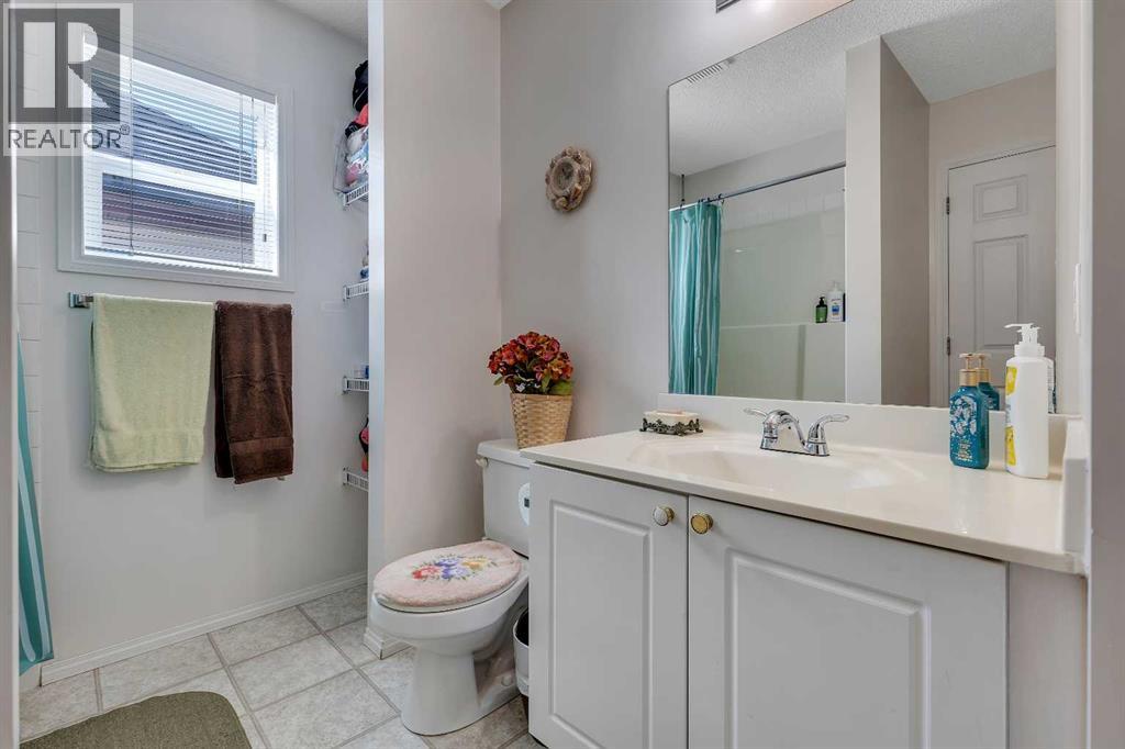 Photo 21 of 31 Tarington Way Ne, Calgary AB