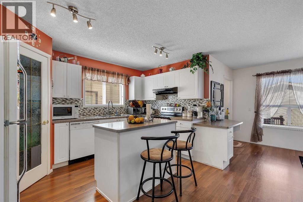 Photo 5 of 31 Tarington Way Ne, Calgary AB
