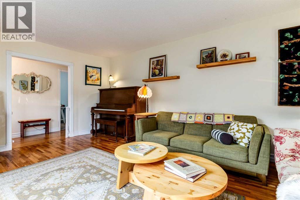 Single Family House Bungalow for Sale in   Avenue NW Bowness Calgary 